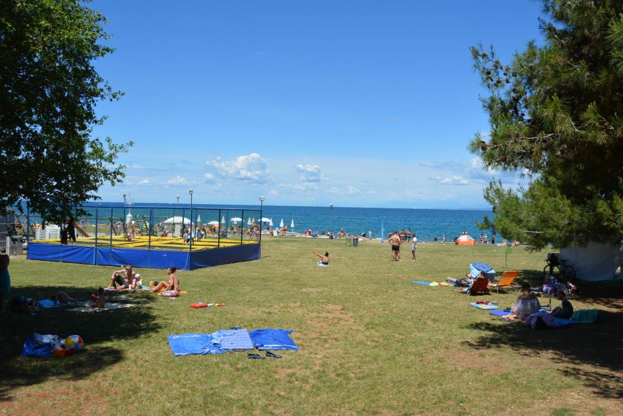 Appartamento con 2 Camere da Letto e Terrazza 