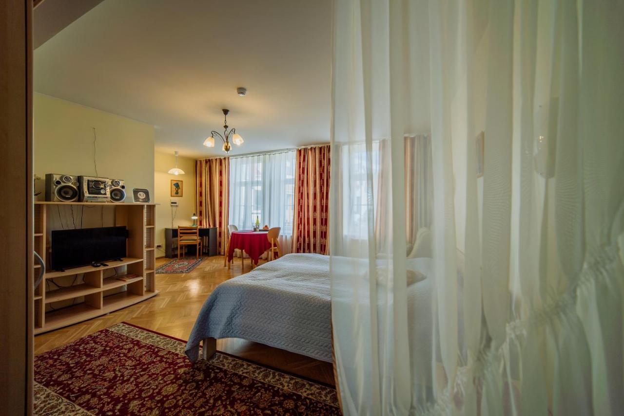 B&B Tallinn - Romeo Family Uus Apartments - Bed and Breakfast Tallinn