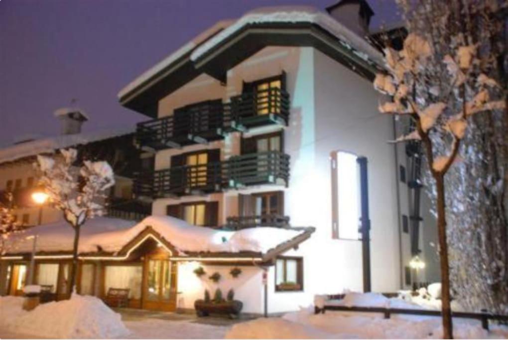 B&B Courmayeur - Suite bilocale di Hotel - Bed and Breakfast Courmayeur