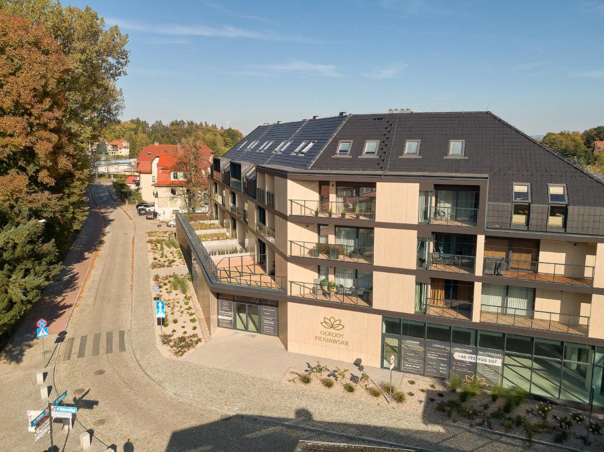 Ogrody Pieniawskie Apartament Paryski - B&B