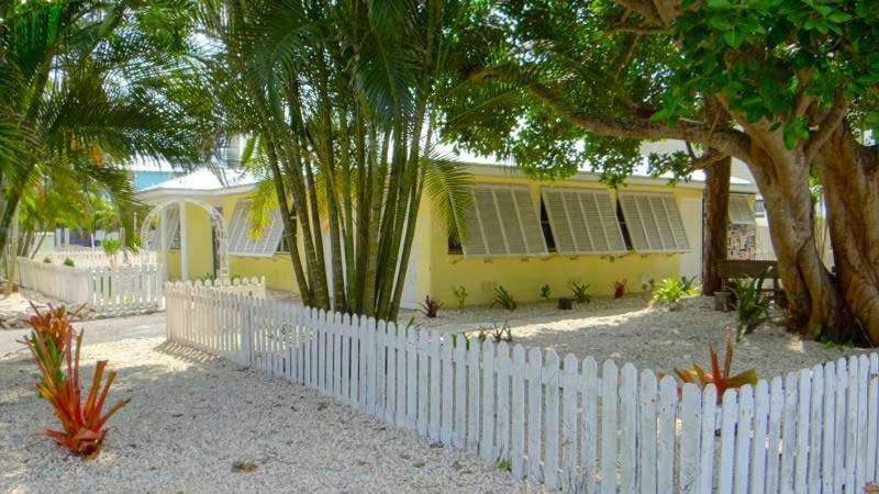 B&B Bradenton Beach - Key West Style House #54635 Home - Bed and Breakfast Bradenton Beach