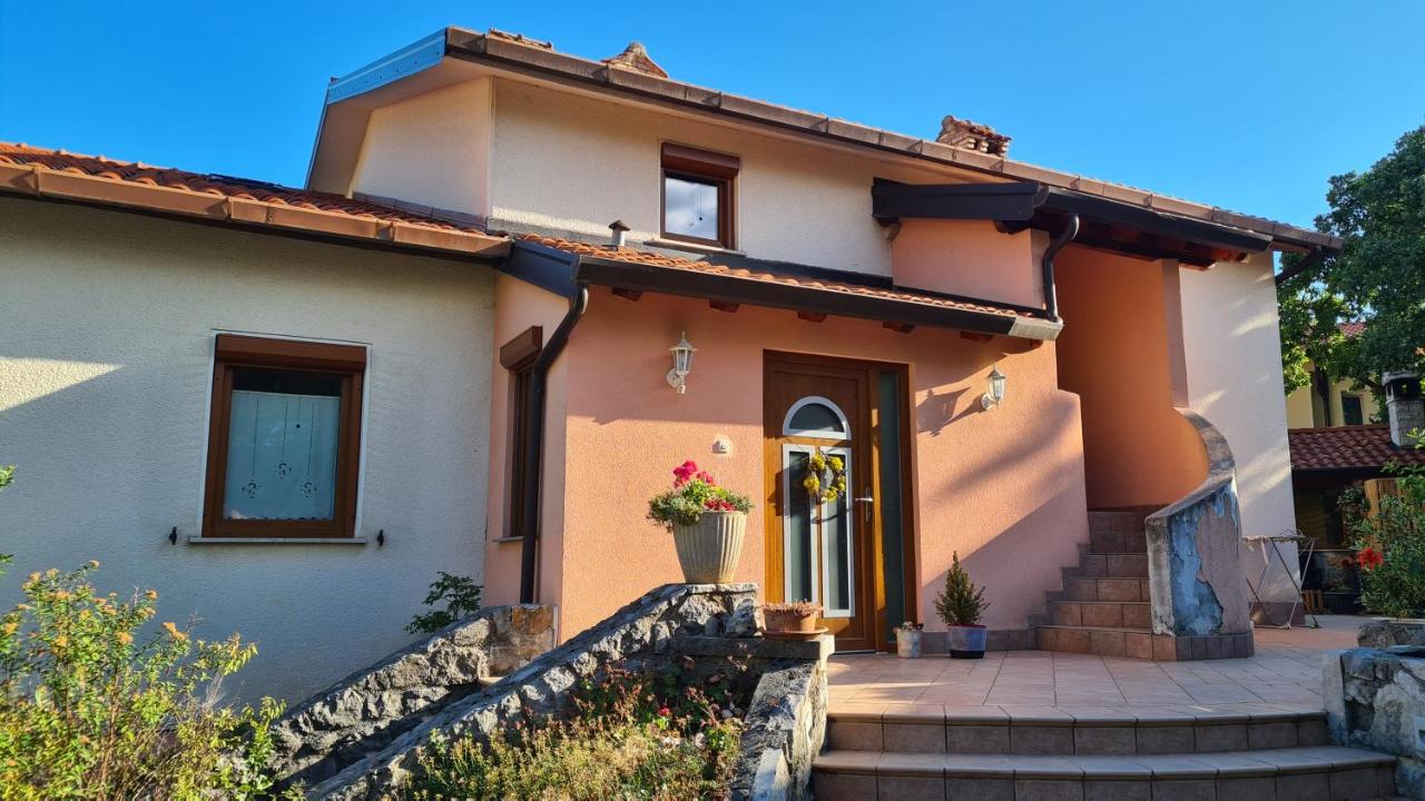 Hisa idej - B&B Sežana