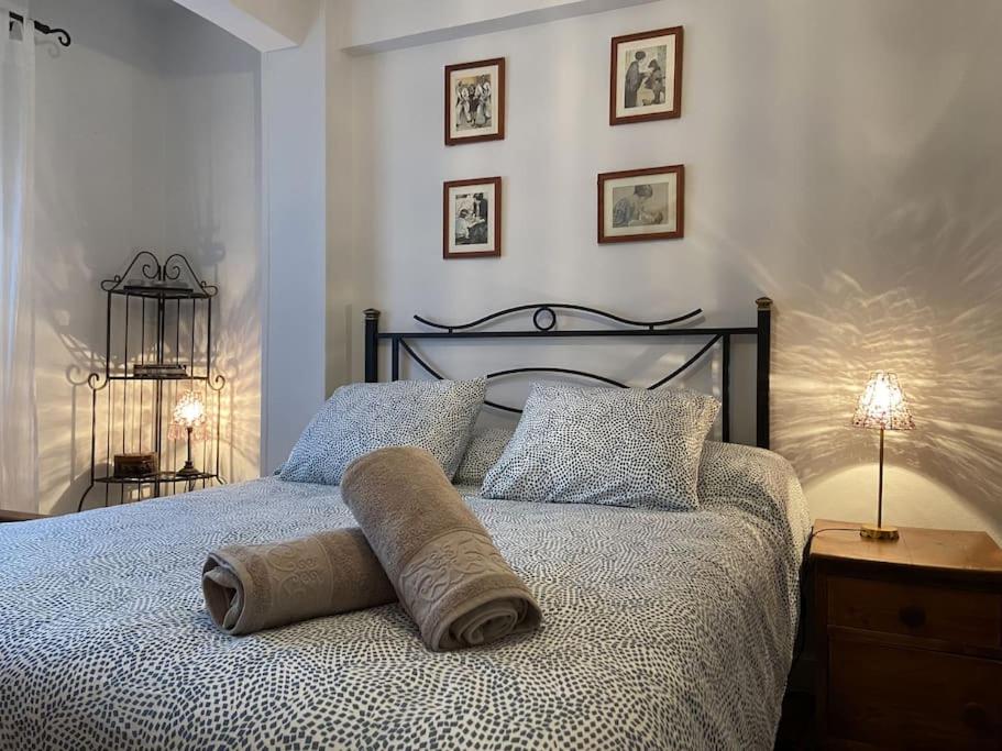 Los Angeles House - Bed and Breakfast
