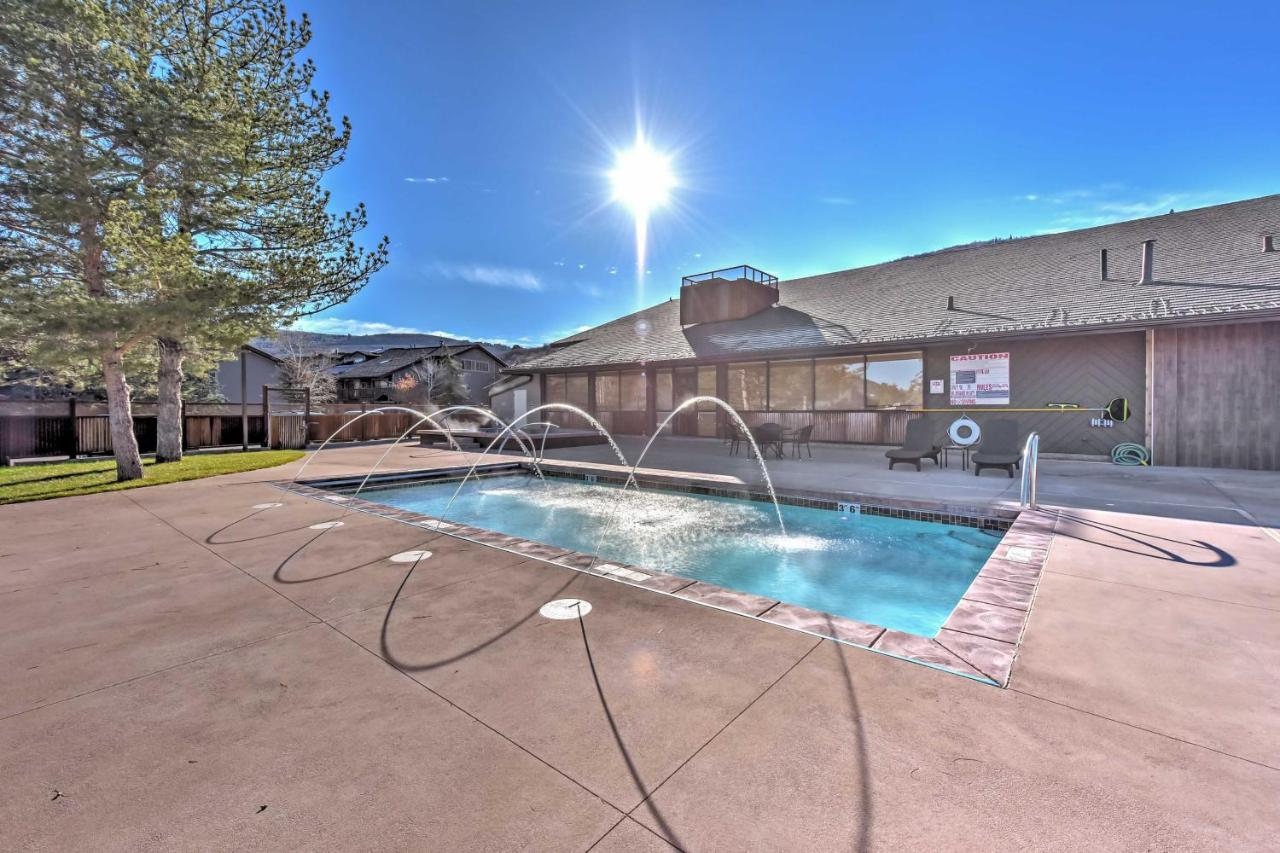 Ultimate Park City Studio with Pool and Hot Tub! - B&B