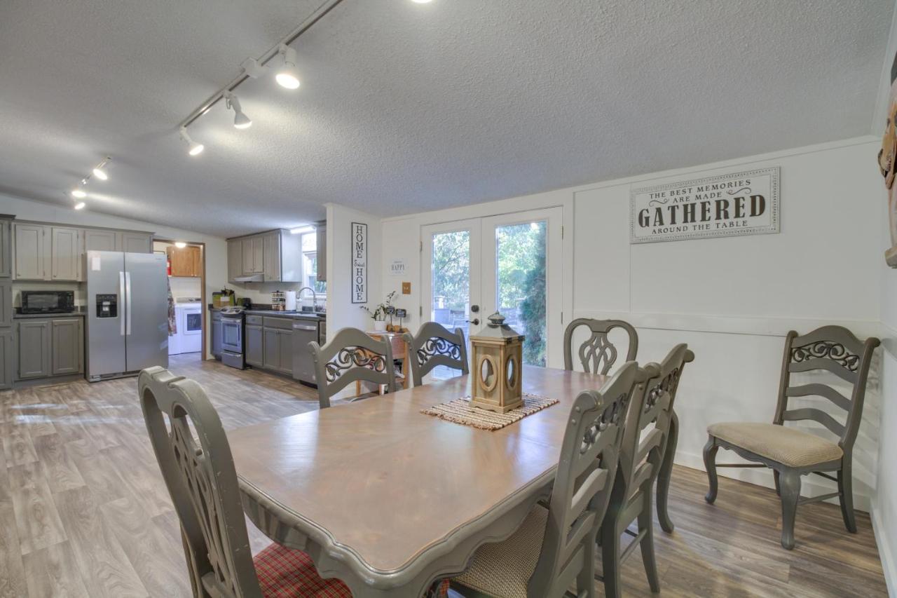 Spacious Home 10 Miles to Wintergreen Resort! - B&B