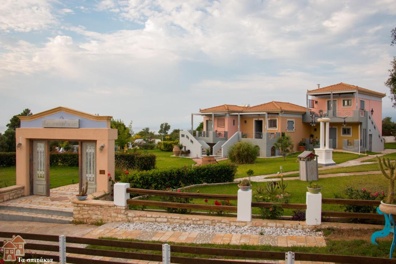 Ta Spitakia Tsarbopoulos - Bed and Breakfast