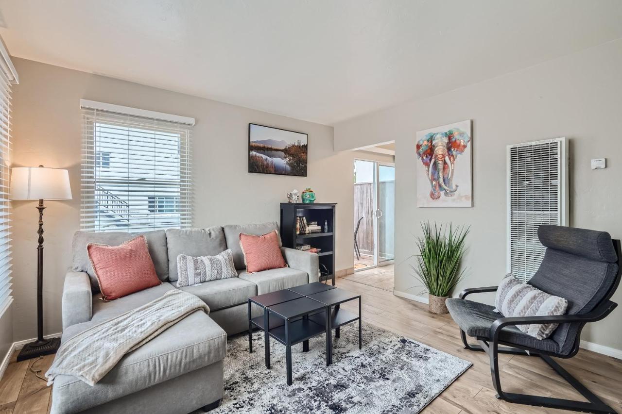 OB Home W Outdoor Patio - B&B