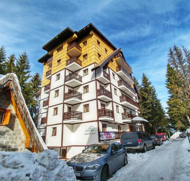 B&B Kopaonik - Vila Zvončica Apartman Z12 - Bed and Breakfast Kopaonik