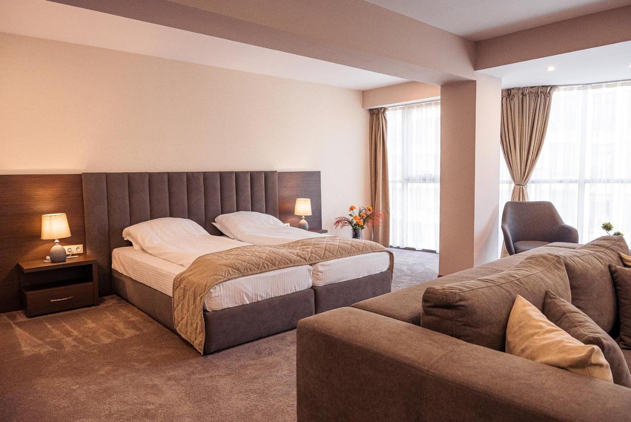 B&B Plovdiv - Cityscape Luxury Suites - Bed and Breakfast Plovdiv