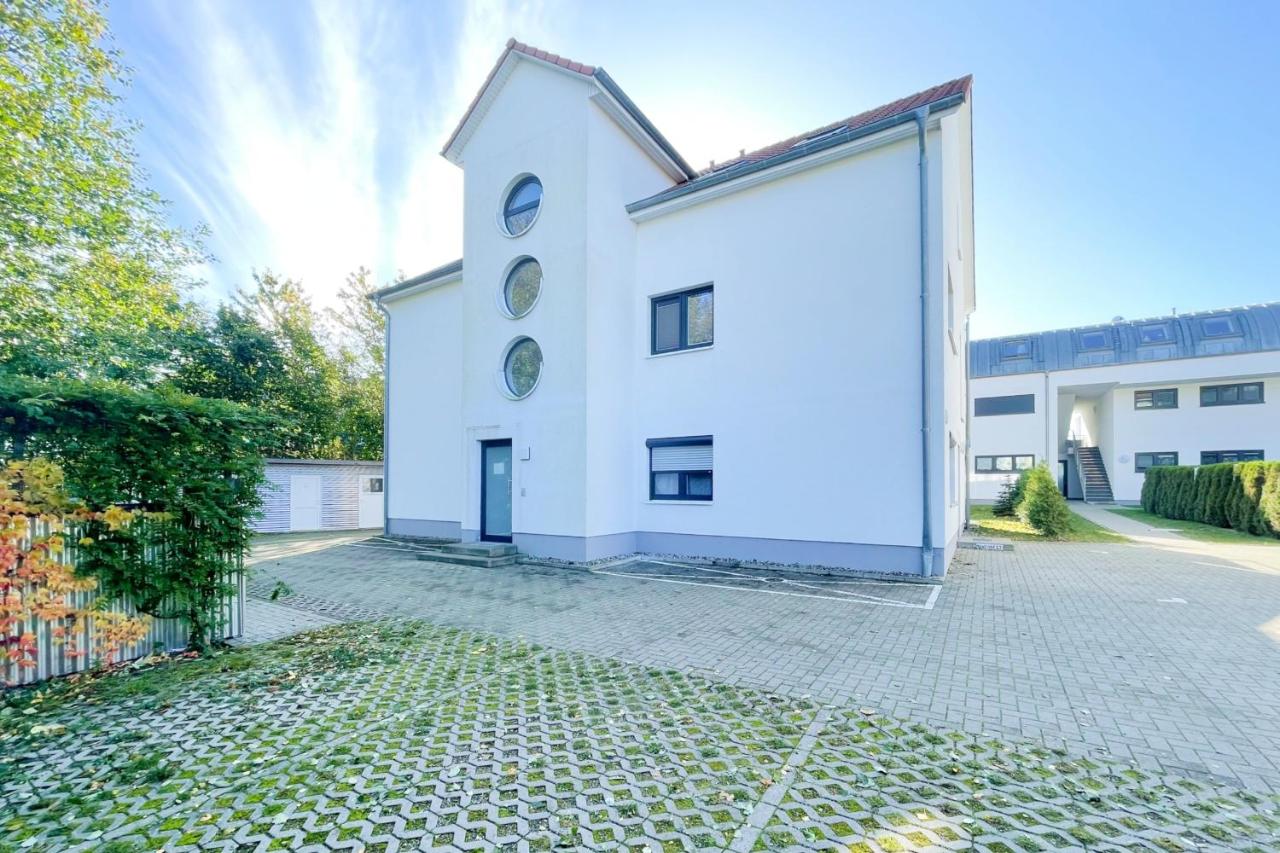 Strandstrasse 21 Ferienwohnung Domizil Auszeit - B&B Kölpinsee