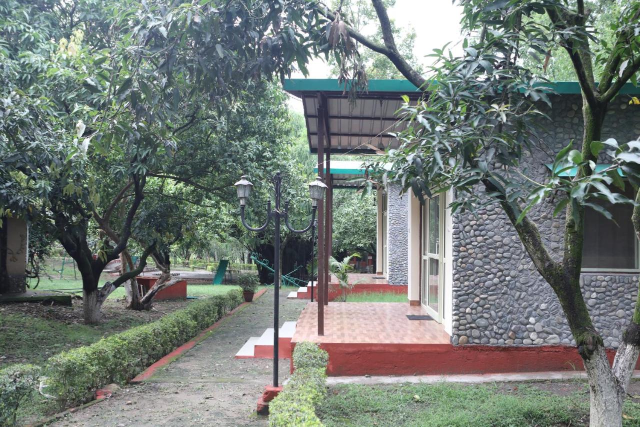 Queen Room with Garden View