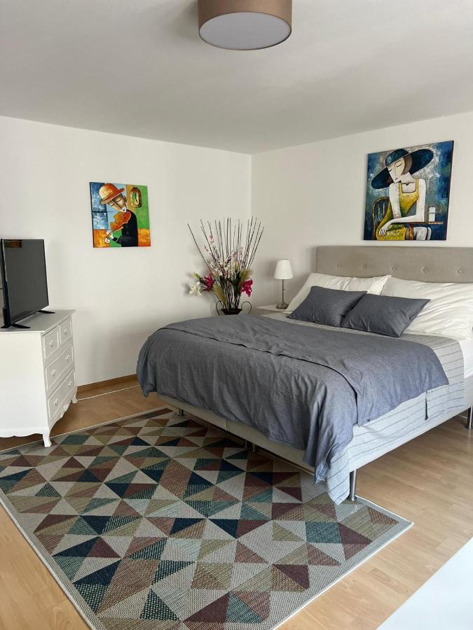 Schweiz (303) - B&B