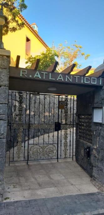 Résidence ATLANTICO - Appartement 1 chambre avec place de parking privative - Costa Del Silencio - B&B