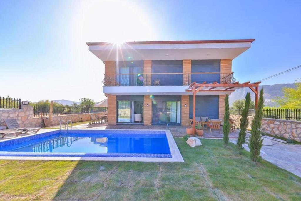 B&B Kaş - Villa Ilyada - Private Villa for 8 Guests - Kas - Bed and Breakfast Kaş