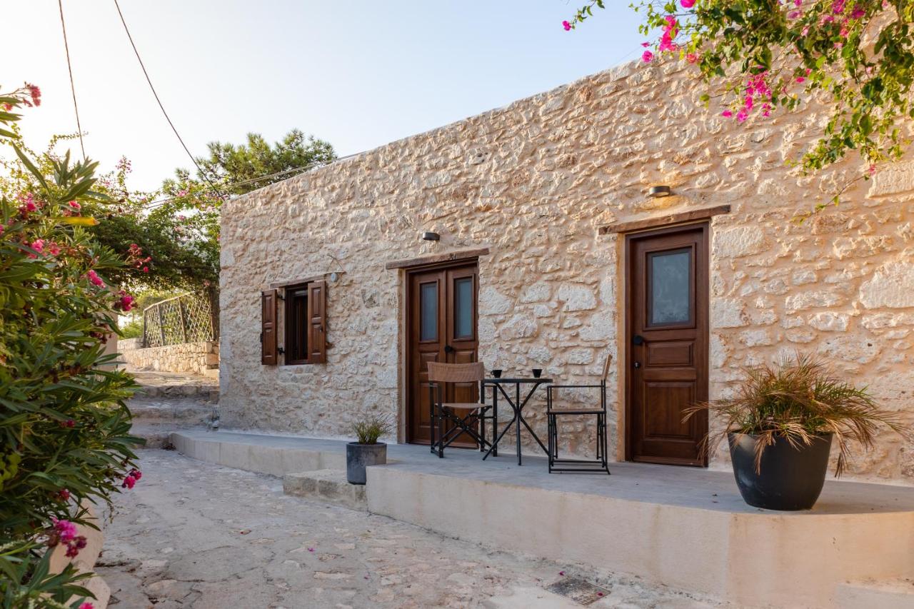 EliteDIMension Chalki - B&B