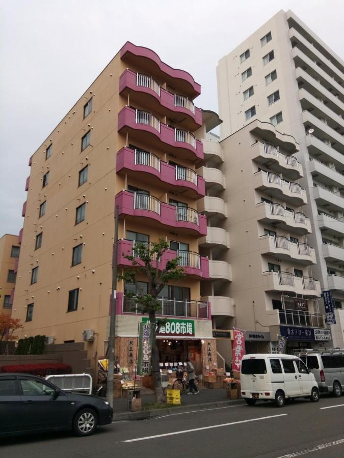 ローヤルハイツ菊水駅 - Ferienwohnung