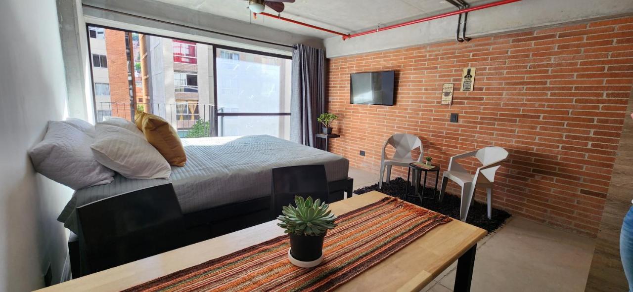 B&B Medellín - Loft nuevo en el corazón de Medellín! - Bed and Breakfast Medellín