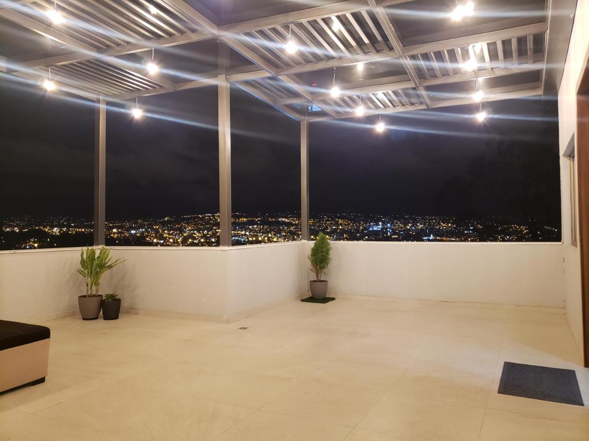 Departamento completo con hermosa vista de la ciudad - Chambres d'hôtes Cuenca