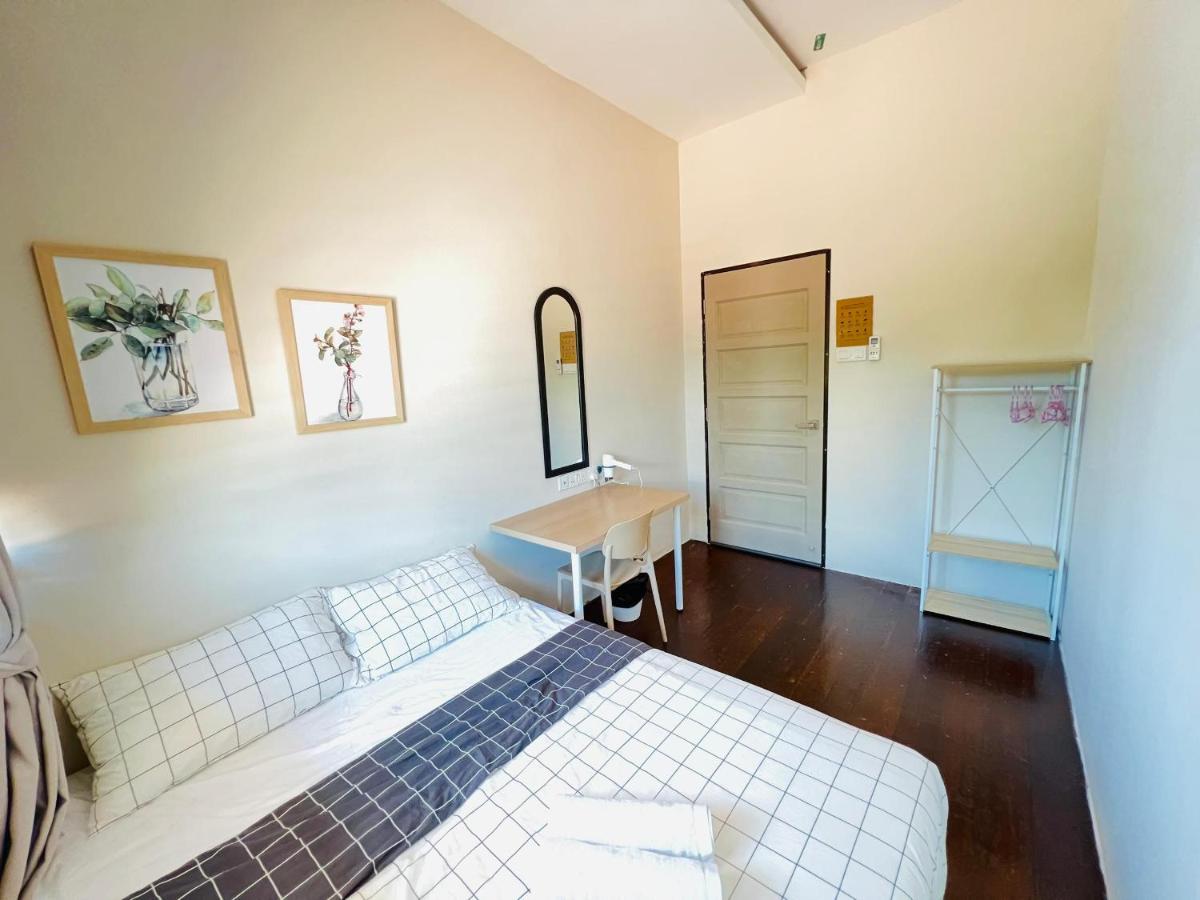 myROOM @ Mandalay Georgetown, Off Jln Burma, Gurney Drive - B&B