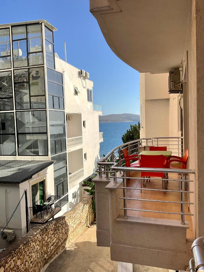 Apartment mit Balkon