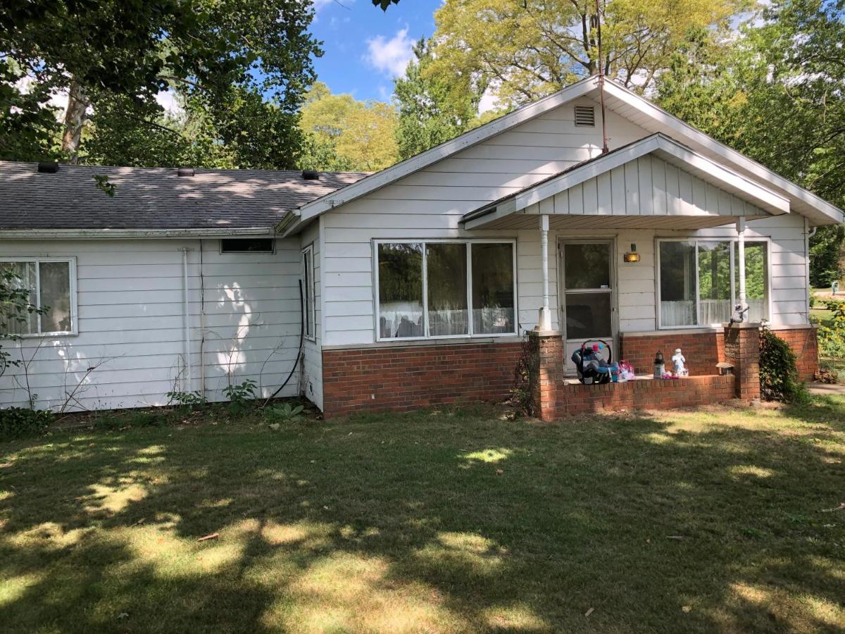 Hanson Family Lake House - B&B