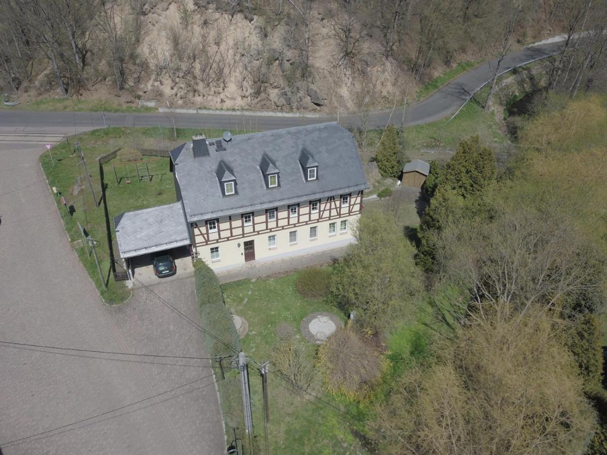 Großzügiges Ferienhaus nahe Rochlitz - B&B Döhlen