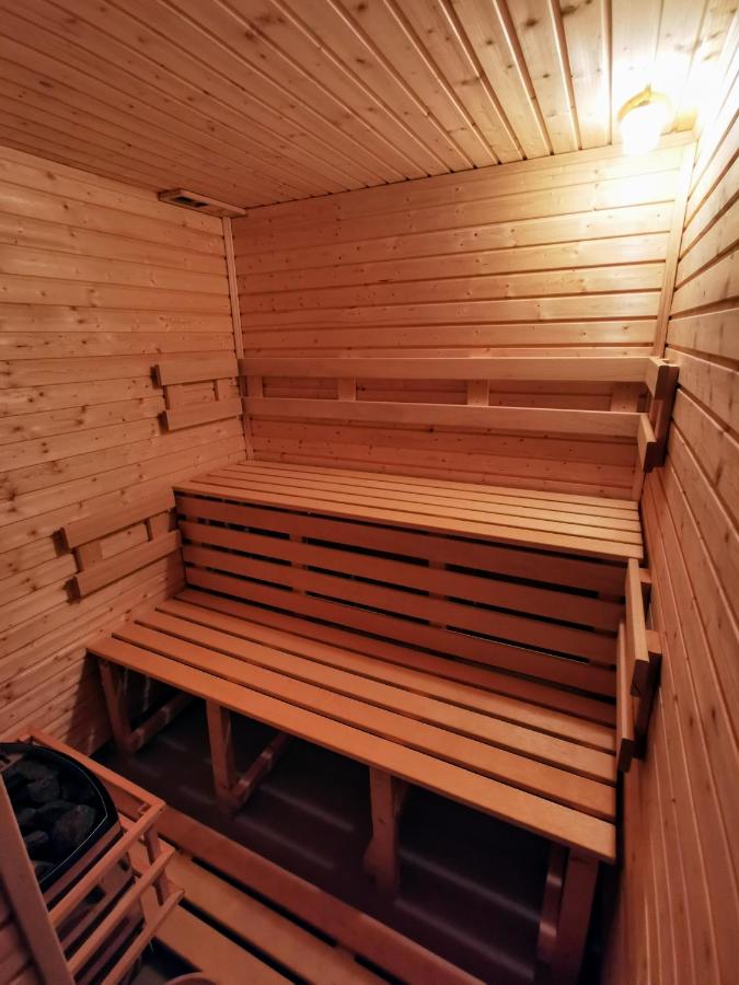 Rodinná Rezidence Žihobce - prázdninový dům - B&B Žihobce