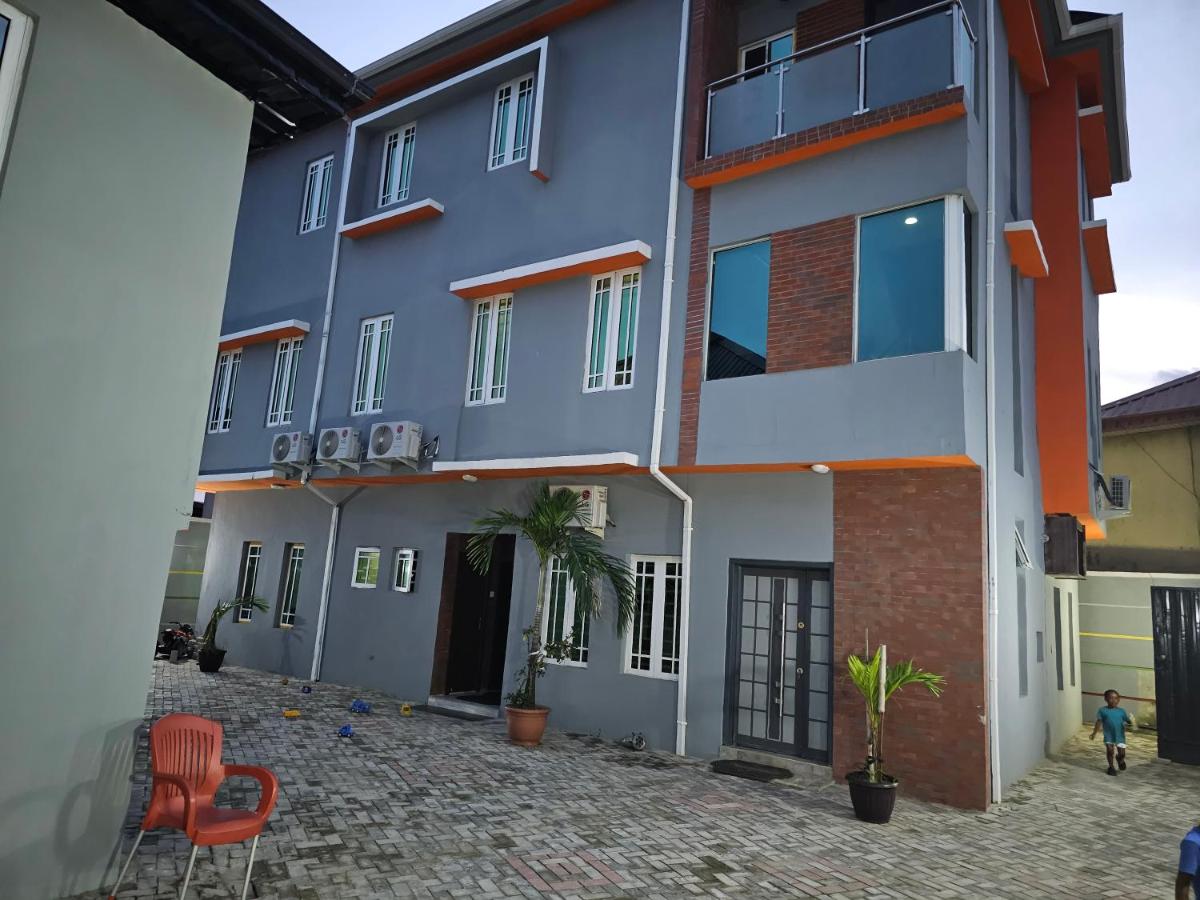 B&B Lagos - Hen Cap Apartment 002HCA - Bed and Breakfast Lagos