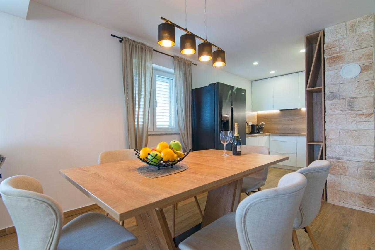 Apartman Ana 2 - Chambres d’hôtes
