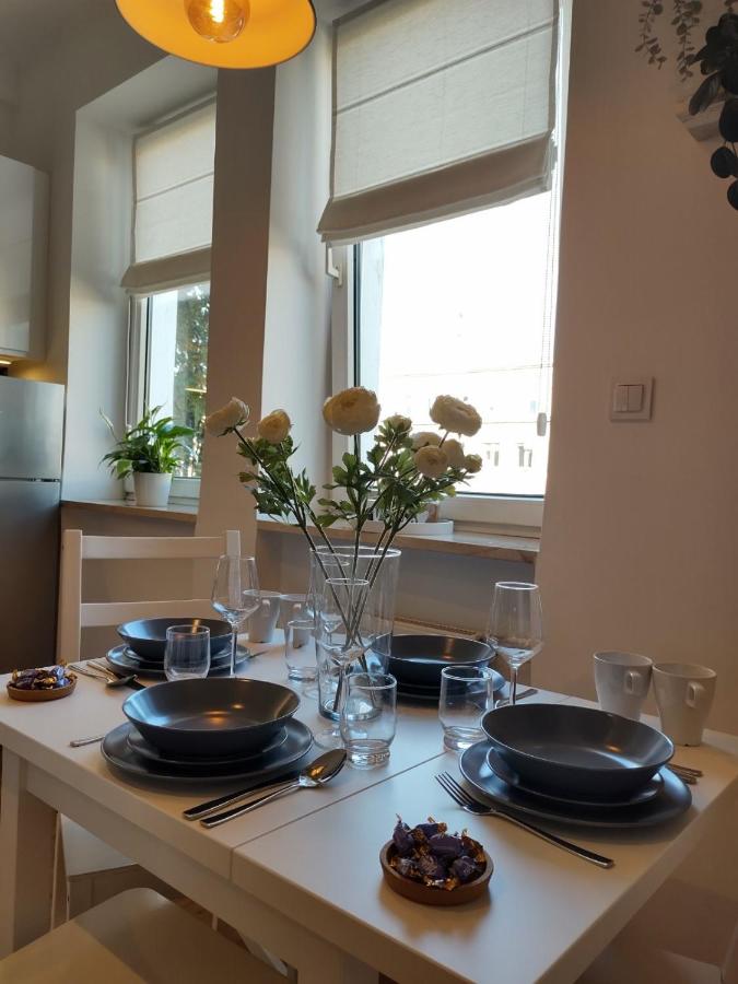Day & Night by Cooee Apartments - B&B