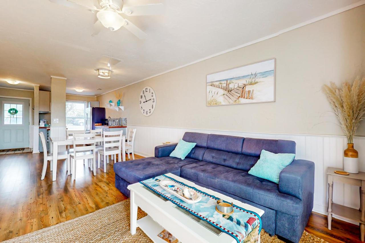 Max's Nautical Nook - B&B