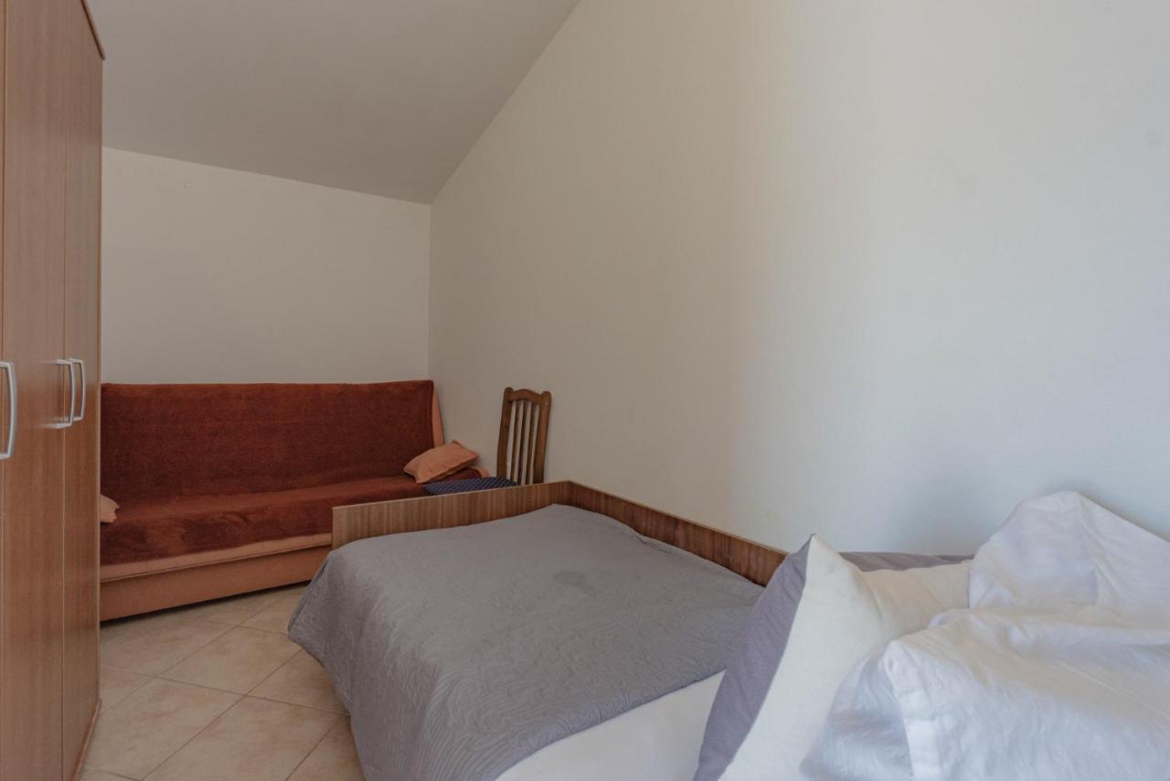 Apartment with Mountain View1