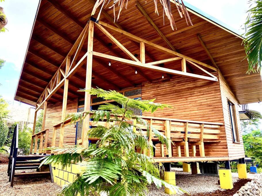 Hoja Azul - Sustainable teak modern cabin in Hojancha - B&B