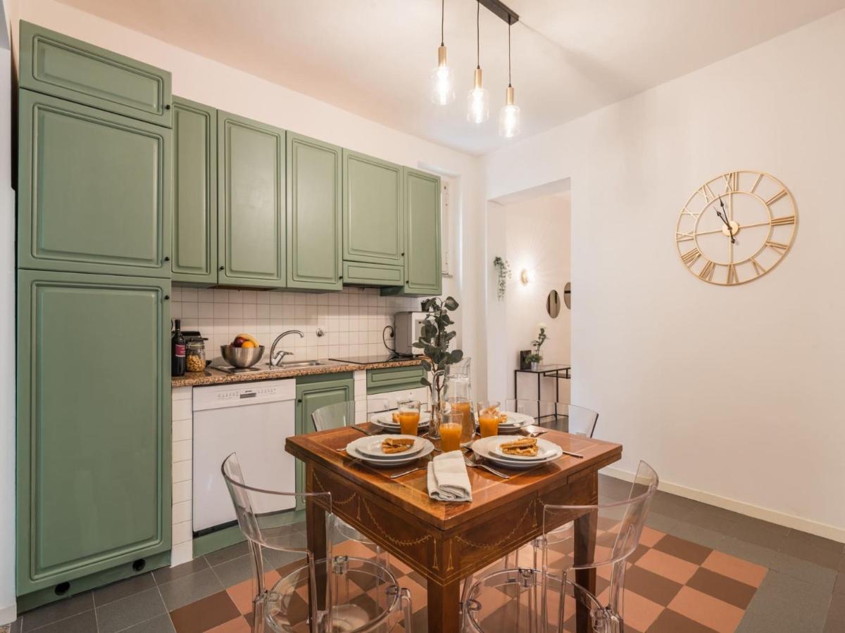 B&B Rome - The Best Rent - Large apartment a few steps from the Trevi Fountain - Bed and Breakfast Rome