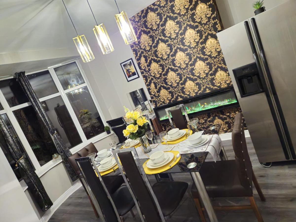 Clifton House, For Holidays, Contractors, Relocation, Work, Etc, Free Parking and Wifi - Ferienwohnung Preston