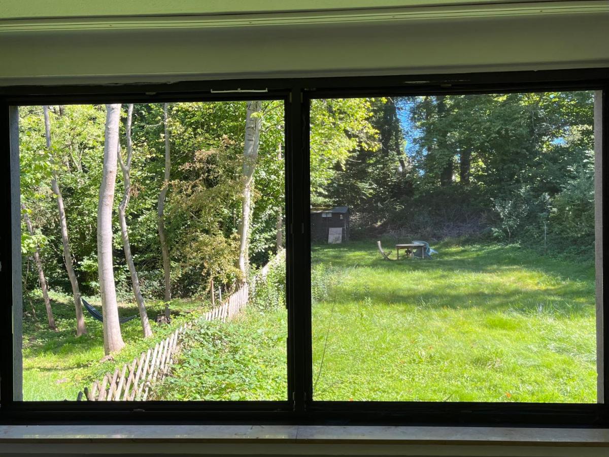 Cronenberger Apartment mit Garten - kontaktloses Einchecken, Netflix, Kingsize-Bett - B&B