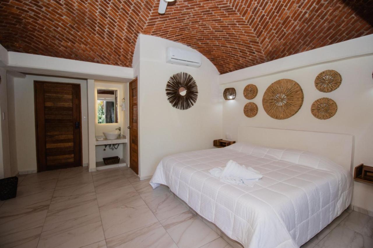 B&B Ixtapa - Paulas Suites Terraza - Bed and Breakfast Ixtapa