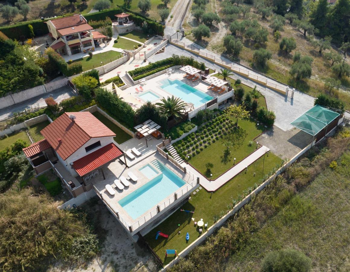 B&B Síviri - Aracelia villas with private pool - Bed and Breakfast Síviri