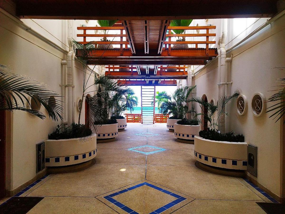 Hermoso Apto. frente a Playa Salguero - Santa Marta - Chambres d'hôtes Puerto de Gaira
