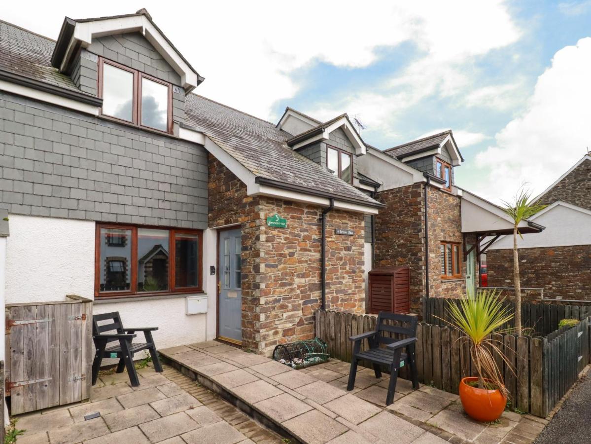 B&B Wadebridge - Sunflower Cottage - Bed and Breakfast Wadebridge