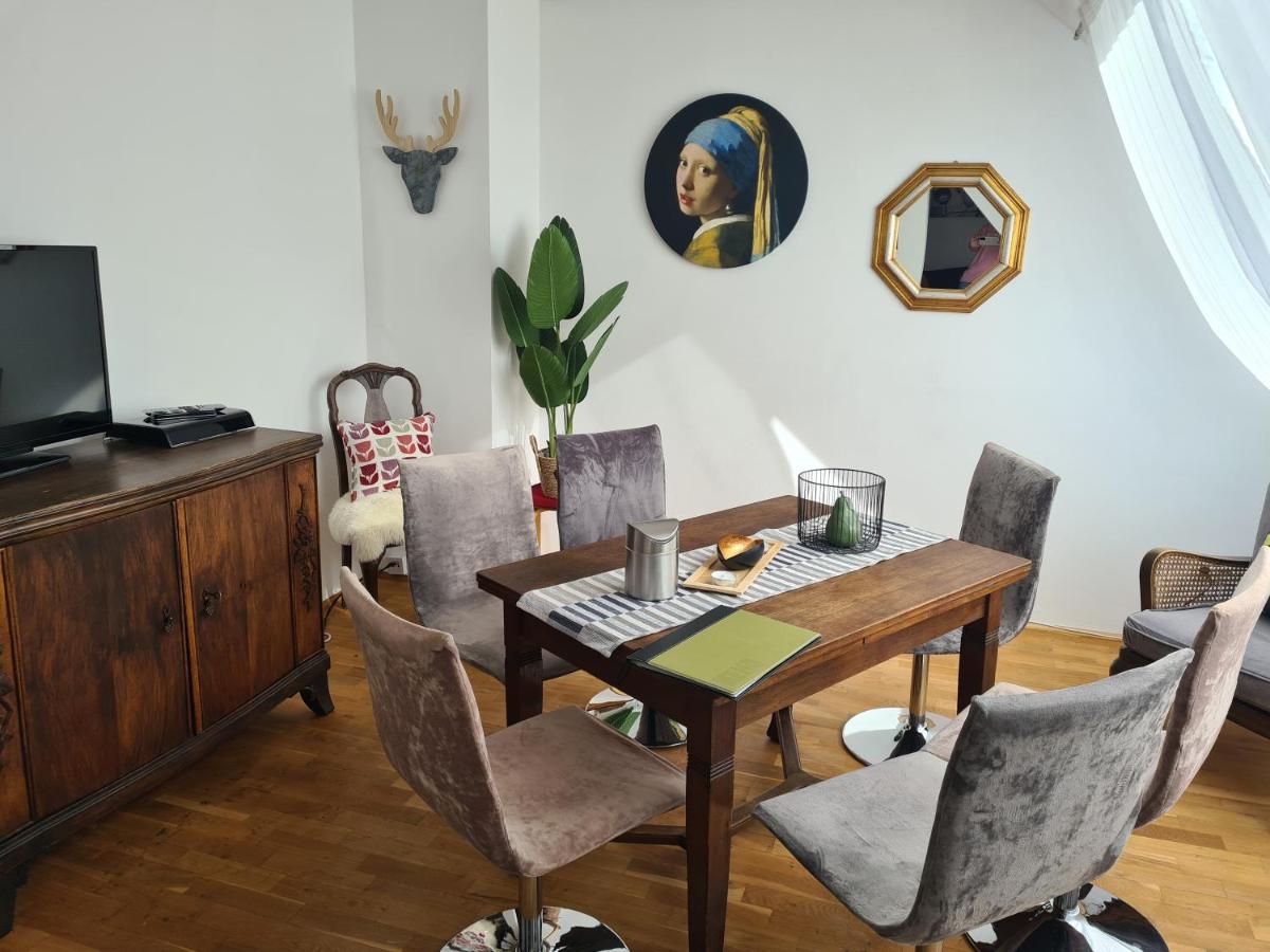 B&B Wuppertal - Ferienwohnung Hardtblick - Bed and Breakfast Wuppertal