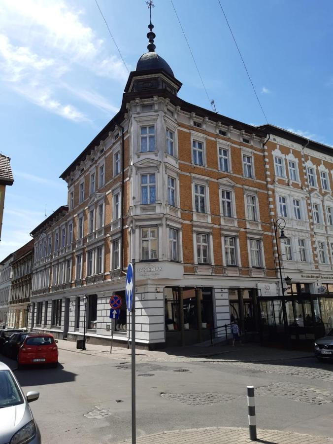 apartament centrum-rynek Gorzów - Bed and Breakfast
