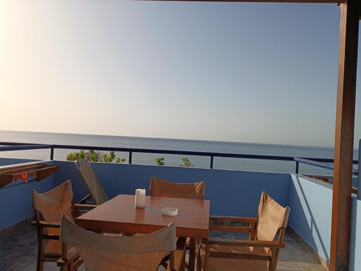 Studio Apartment with Sea View