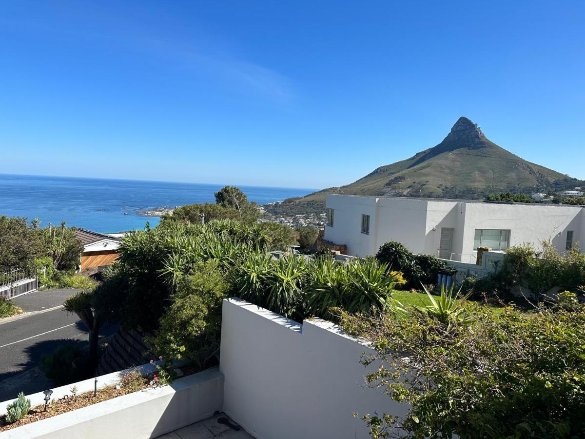 B&B Cape Town - Atlantic Seaview Loft Apartment - Bed and Breakfast Cape Town