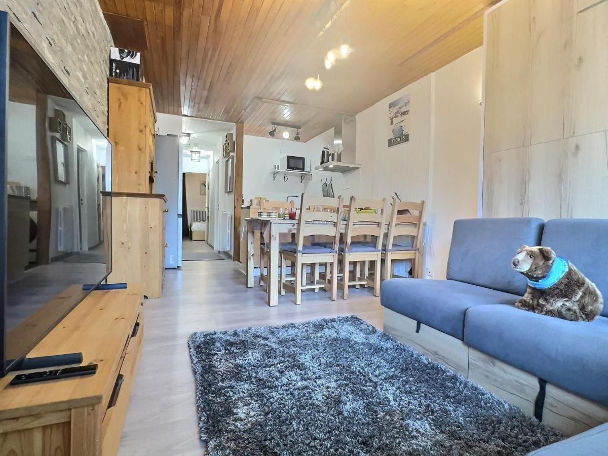 B&B Tignes - Appartement 6 personnes - 1 chambre - 4 lits - Netflix & wifi haut débit - Parking - Bed and Breakfast Tignes