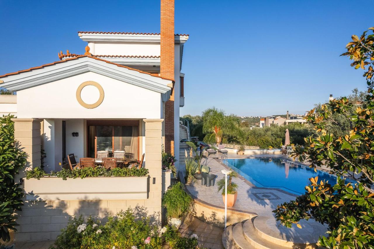 Villa Nikis - B&B