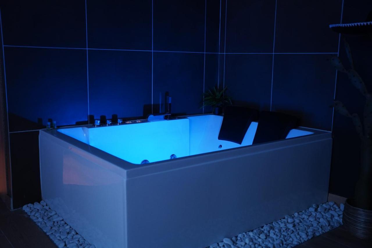 Junglia Suite - Spa & Ciné - Ferienwohnung