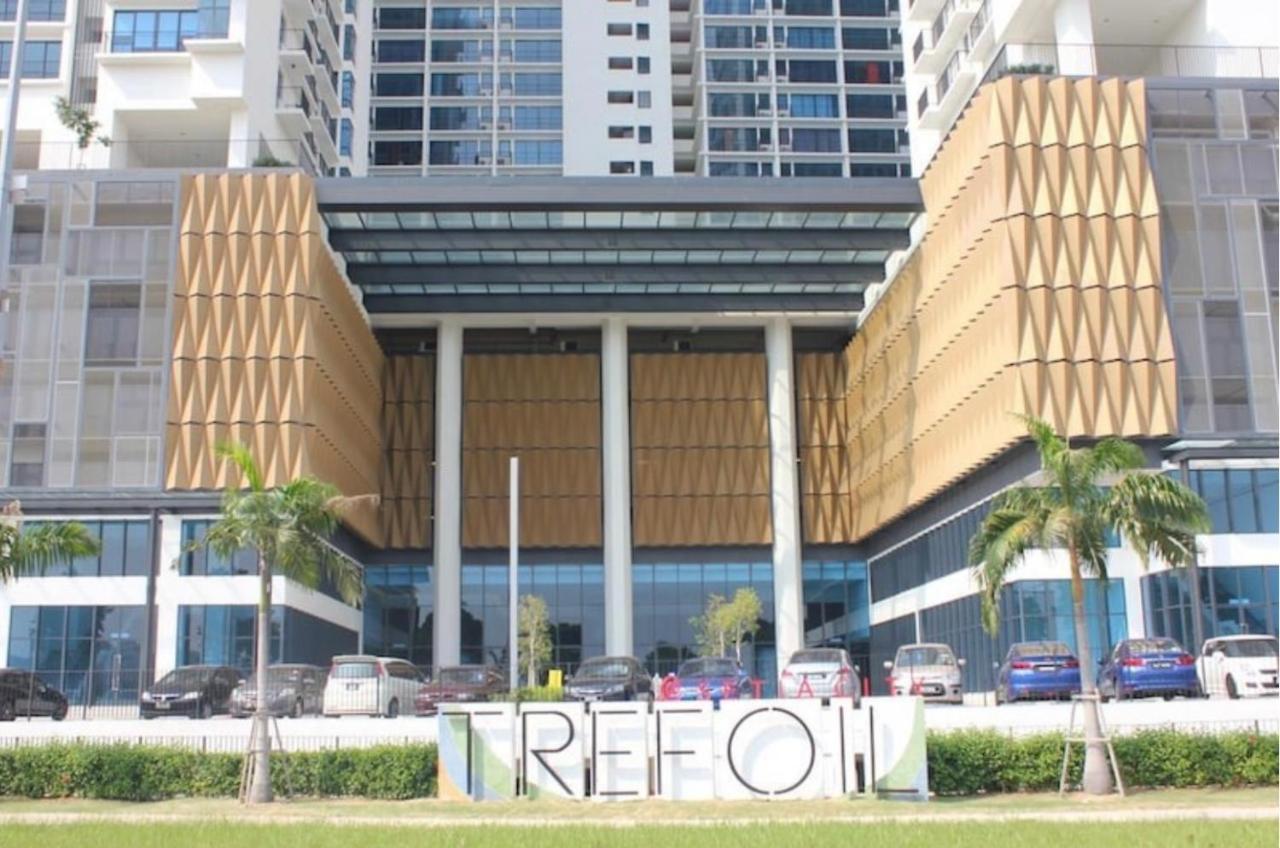 1-5 Pax Comfy Trefoil Studio-Walk to Setia City Mall & Setia City Convention Centre - Chambres d'hôtes Shah Alam