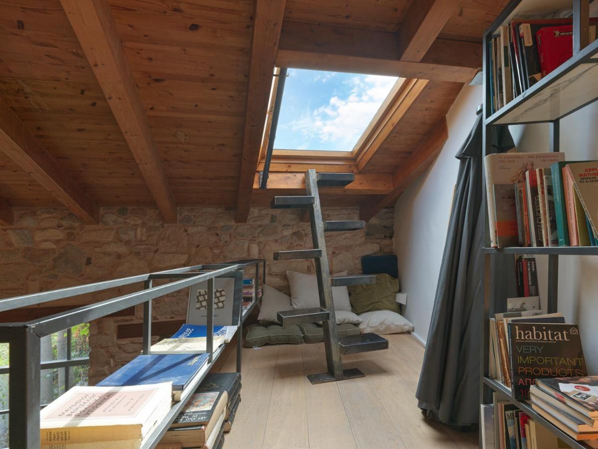 Live at the Acropolis shadow - under super scenic Anafiotika - Bed and Breakfast Athene