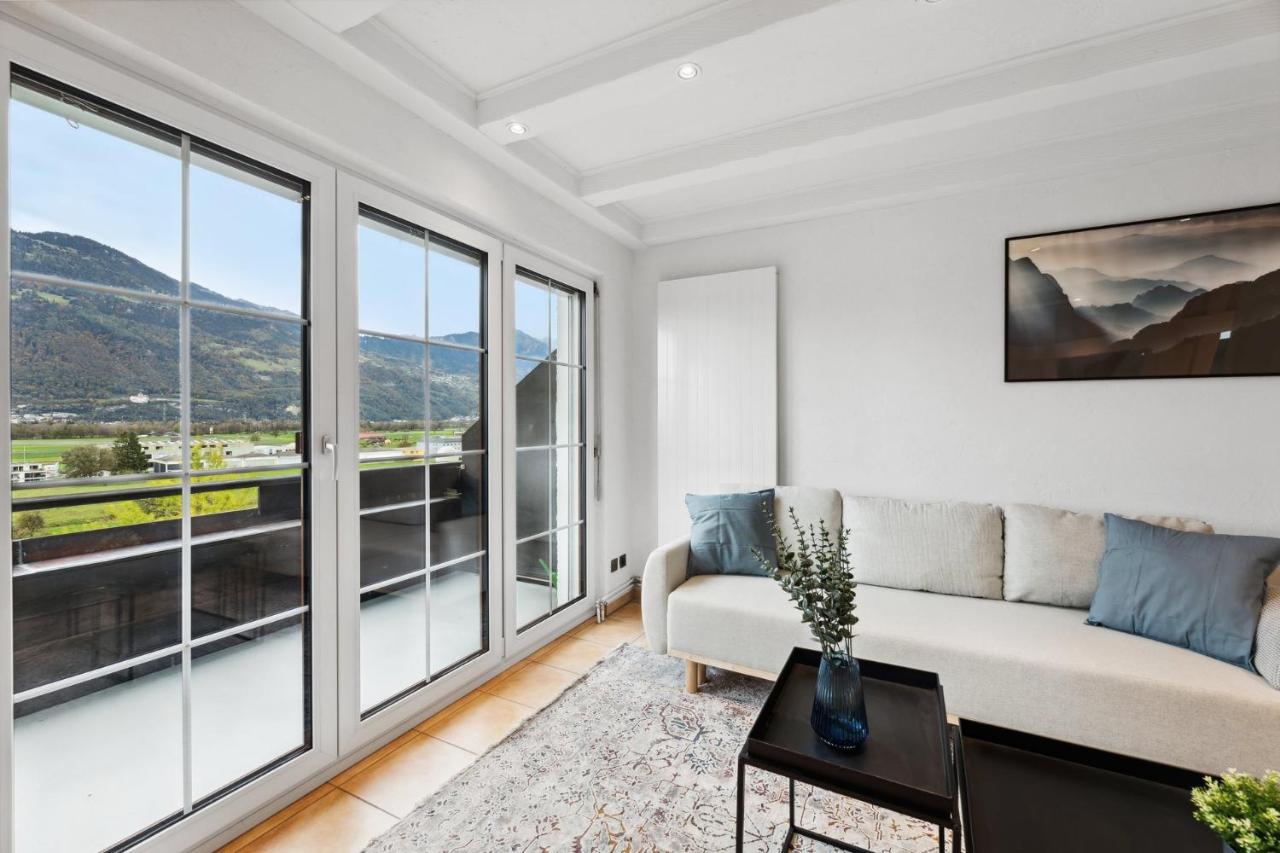 Sonniges Apartment mit traumhaftem Bergblick - B&B